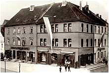 Stadtplatz 8. September 1890, Josef Heilmaier, links Seilerei Gerlspeck