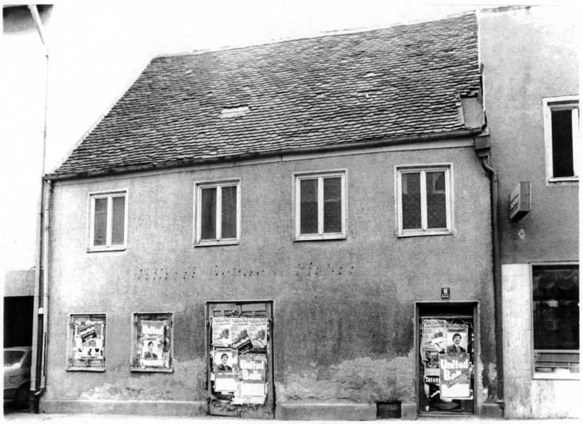 Moosburg Weingraben Haus Nr. 6, 1984 kurz vor dem Abbruch
